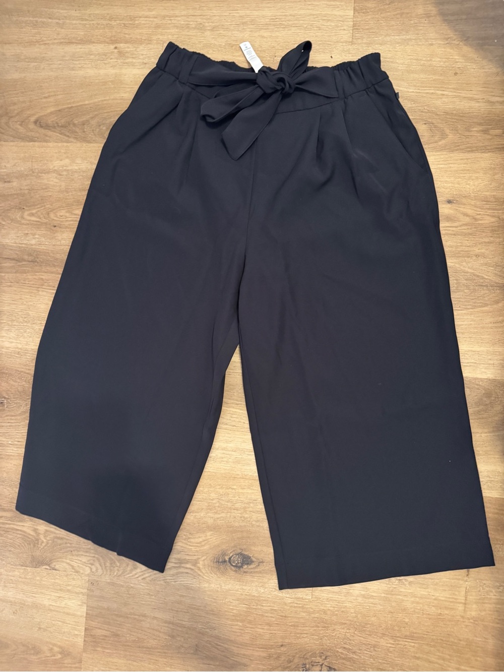 lululemon athletica Black Wide-Leg Tie Waist Pants